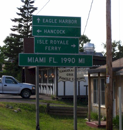 Picture of copper_harbor_sign
