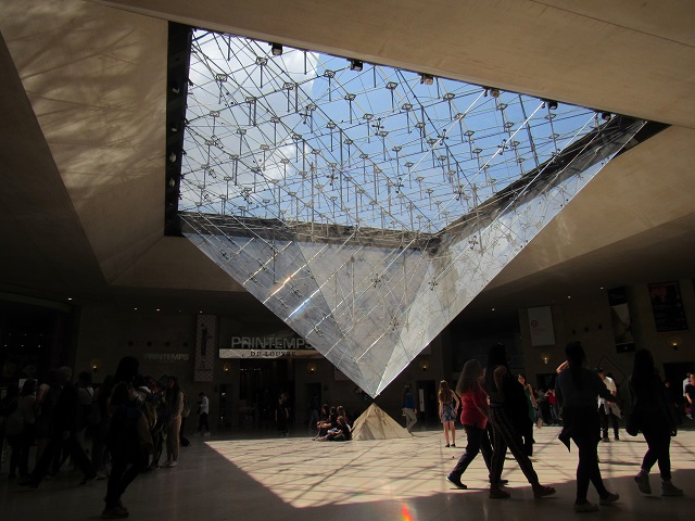 Picture of louvre_inside